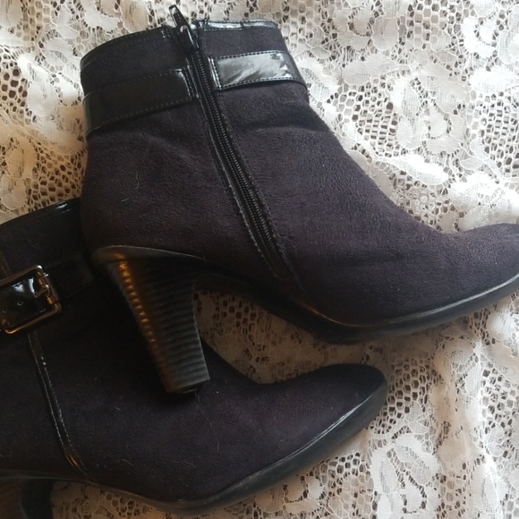 Black Ankle Boots - Picture 2 of 3